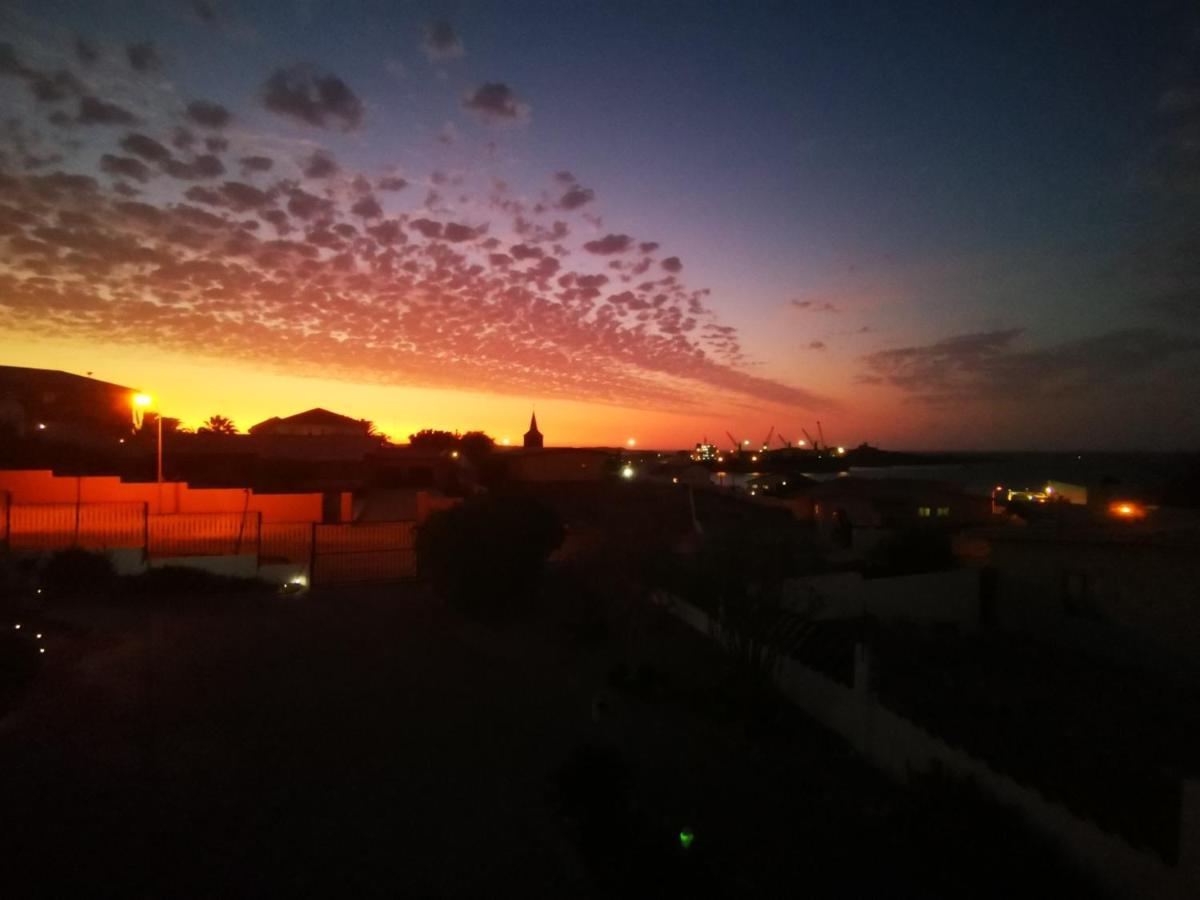 Zur Waterkant Guesthouse Luderitz Exterior photo